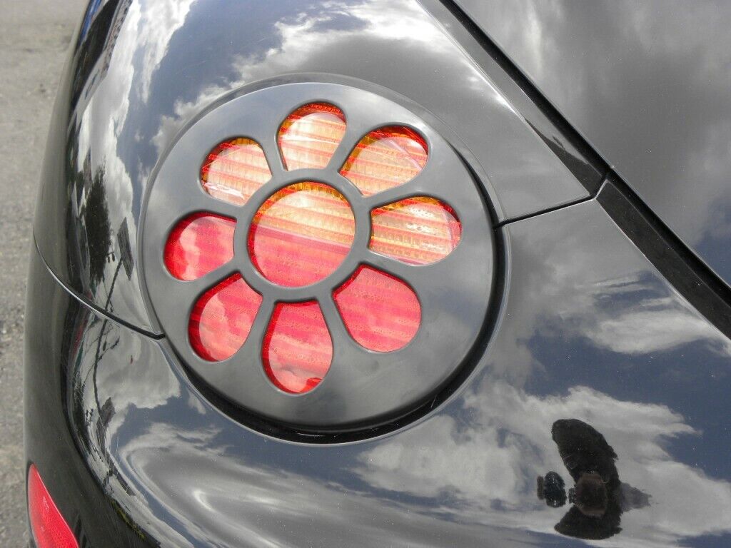 DAISY FLOWER TAIL LIGHT COVERS FOR VOLKSWAGEN BEETLE 1998 to 2005