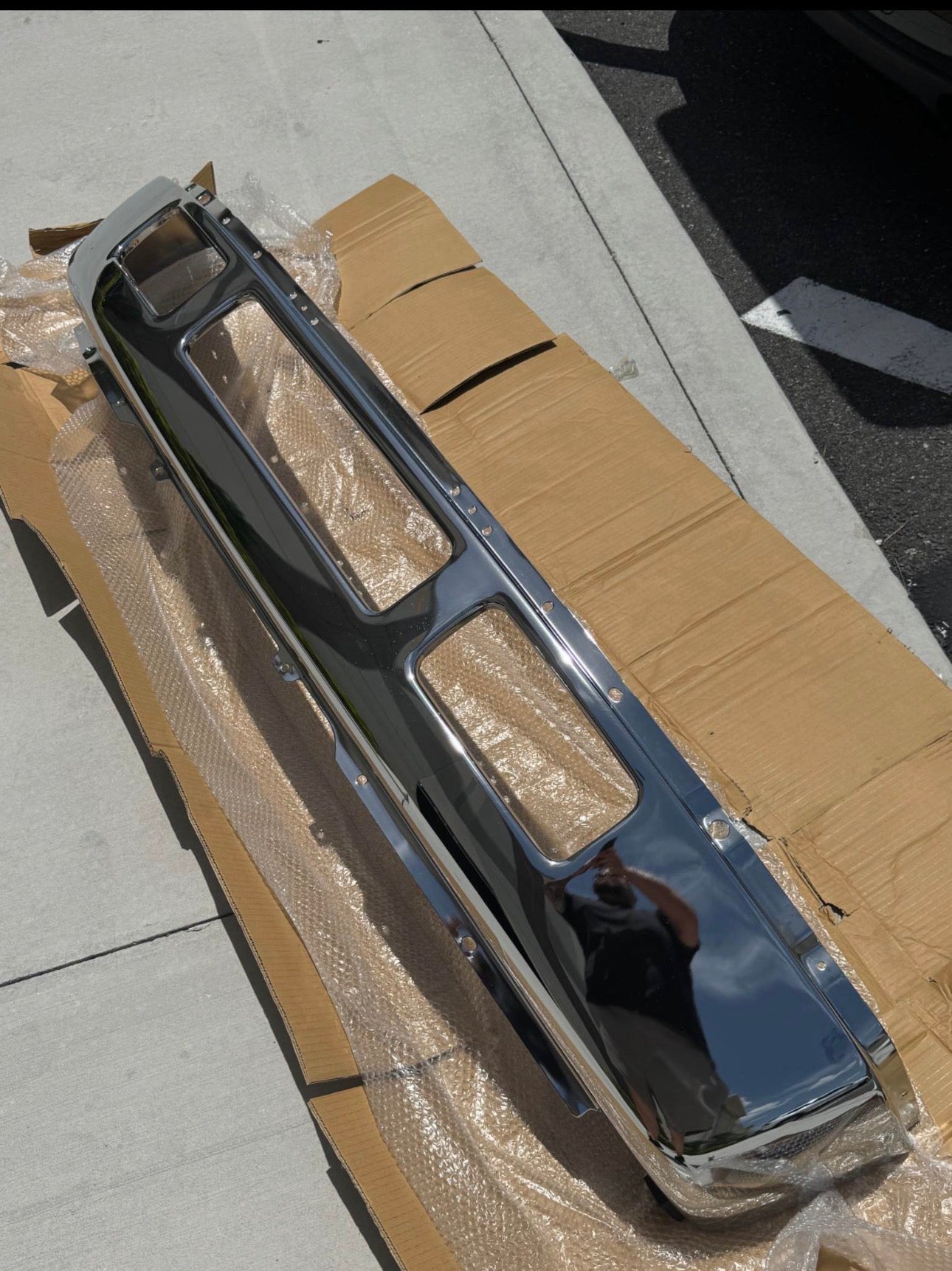 New Chrome Front Bumper for Ford F250 and F350 fits 2005 2006 2007 and Ford Excursion 2005